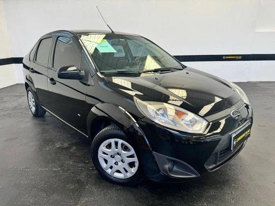 FORD FIESTA 1.6 ROCAM SE 8V FLEX 4P MANUAL FORD FIESTA 1.6 ROCAM SE 8V FLEX 4P MANUAL